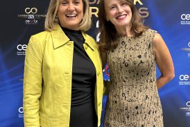 Cristina Maruri asiste a varios actos culturales, sociales y podcast